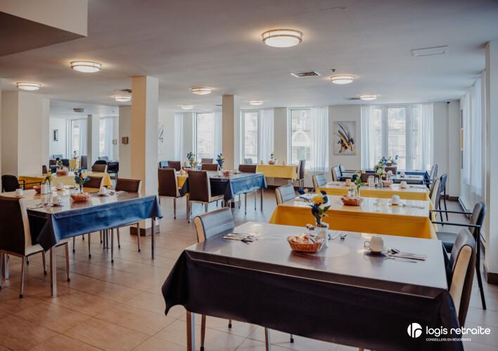 salle-a-manger, Résidence pour ainés à Rosemont, RPA à Montréal pour personne autonome et semi-autonome