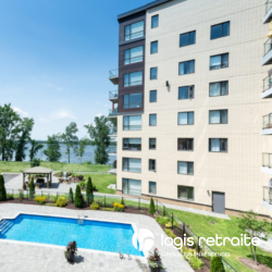 Manoir Pierrefonds_piscine extérieur, Logis Retraite, RPA, résidence prive pour ainés