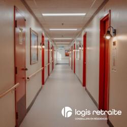 Couloir aux Jardins de Montarville, RPA de soins pour Alzheimer ou TNC à Boucherville
